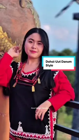 Dayak Dohoi-Uut Danum  DAS Mollahui-Momalluh Busana Sahpoi Ihkuh dengan perhiasan Sambon/Llamiang 📸 @NVvv_🎀   #dayak #kalimantan #borneo #uutdanum #ngaju 