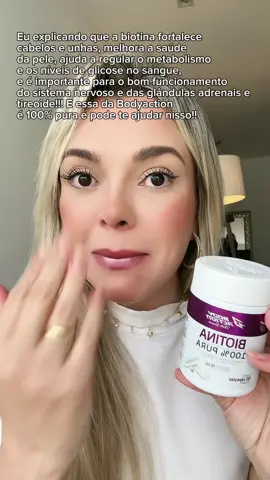 Queda capilar, unhas fracas, pele sem viço? Você não precisa mais conviver com isso! Biotina 100% Pura da BodyAction! → Ele é a dose de força para o cabelo e as unhas,  e o equilíbrio metabólico que seu corpo precisa, agindo de dentro para fora. Prático e essencial para sua rotina de saúde corporal! * Clique no carrinho laranja e garanta já a sua Biotina! Seu cabelo, unhas e pele agradecem! #biotina #cabelo #unhas  #pele #mulheres 