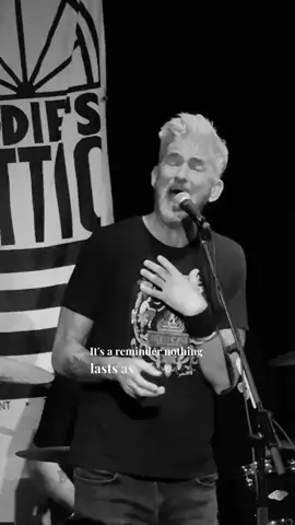 ‘Tattoo’ live from @eddiesattic 🎙️