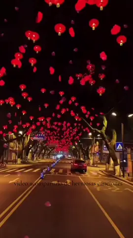 video acompañado de hermosas canciones 