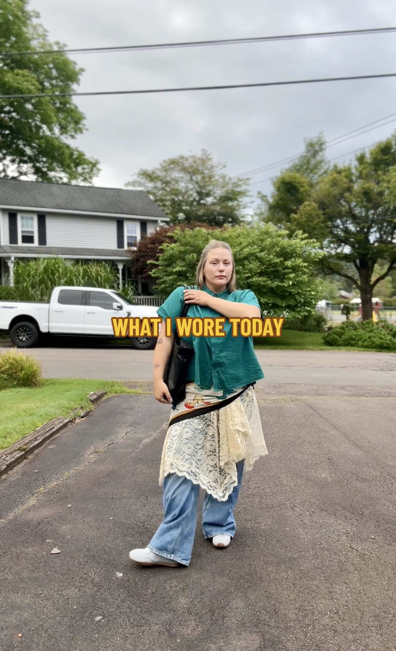 Idk about you guys, but I’m reallyyyy looking forward to the long weekend 🫠 #thriftedstyle #wiwt #pinterestaesthetic #coolgirlaesthetic #copenhagenstyle 