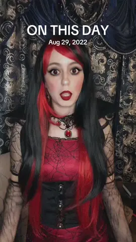#onthisday #surprise #cosplayers #vampire #attitude 