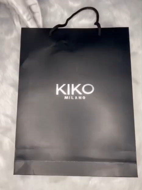 Bnati 💄 hadi l'offre li kayna daba 🔥 Pack Kiko original f prix zwine bzaf 💕  Makeup 100% neuf ✅ livraison f had lmaghrib kaml 🚚  Dir DM wla WhatsApp bach tsowbli blkhtyar dyalek 🌸  #kiko  #kikomilano   #makeupmaroc   #bnatmaroc    #makeup    #beauty   #fil   #beautymaroc  #offre #packmakeup    #agadir   #agadirتيك_توك   #bonplanmaroc  #makeup    #glos