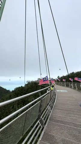 #jet2holidays #malaysia #langkawi #skybridge 