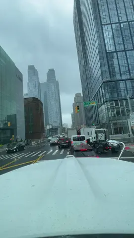 Chill Kid you must not know who I is he just mess it up for everyone trying to get through 😂😂🤟🏽 #fyp #🇵🇷unitedlatinnation🇨🇺 #nyc #dashcam #truckinglife #