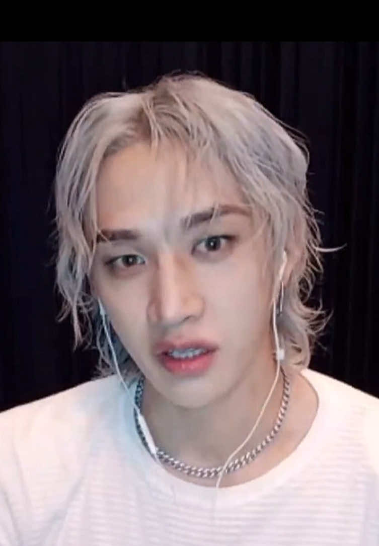 ヨントンOT8🧭羨ましい〜🥰✨ Cr.IN2128J 🙏✨ #Videocall#StrayKids #スキズ#ヨントン#karma@Stray Kids @straykids_japan 