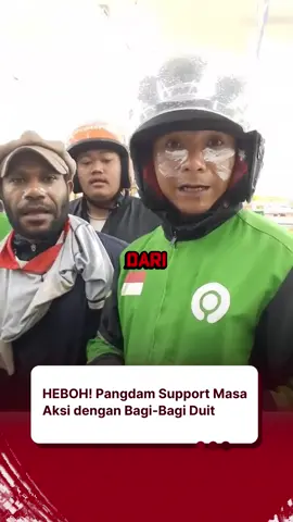 Dalam video yang viral di media sosial, terlihat perwakilan ojek online dan mahasiswa memegang segepok uang pemberian dari Pangdam III/Siliwangi sebagai bentuk dukungan terhadap aksi mereka. Momen ini memicu berbagai reaksi publik terkait netralitas institusi militer dalam mendukung aksi massa. #Pangdam3Siliwangi #AksiMahasiswa #OjolBeraksi #DukunganAksi #NetralitasMiliter