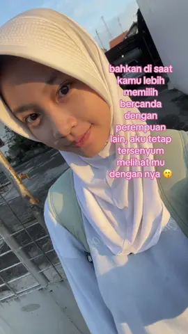 ampun cewe lain 🏃🏻‍♀️💨 #fyp #trends #viral #relateable #him 