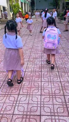 Những ngày đầu còn hơi ngơ ngác kkk