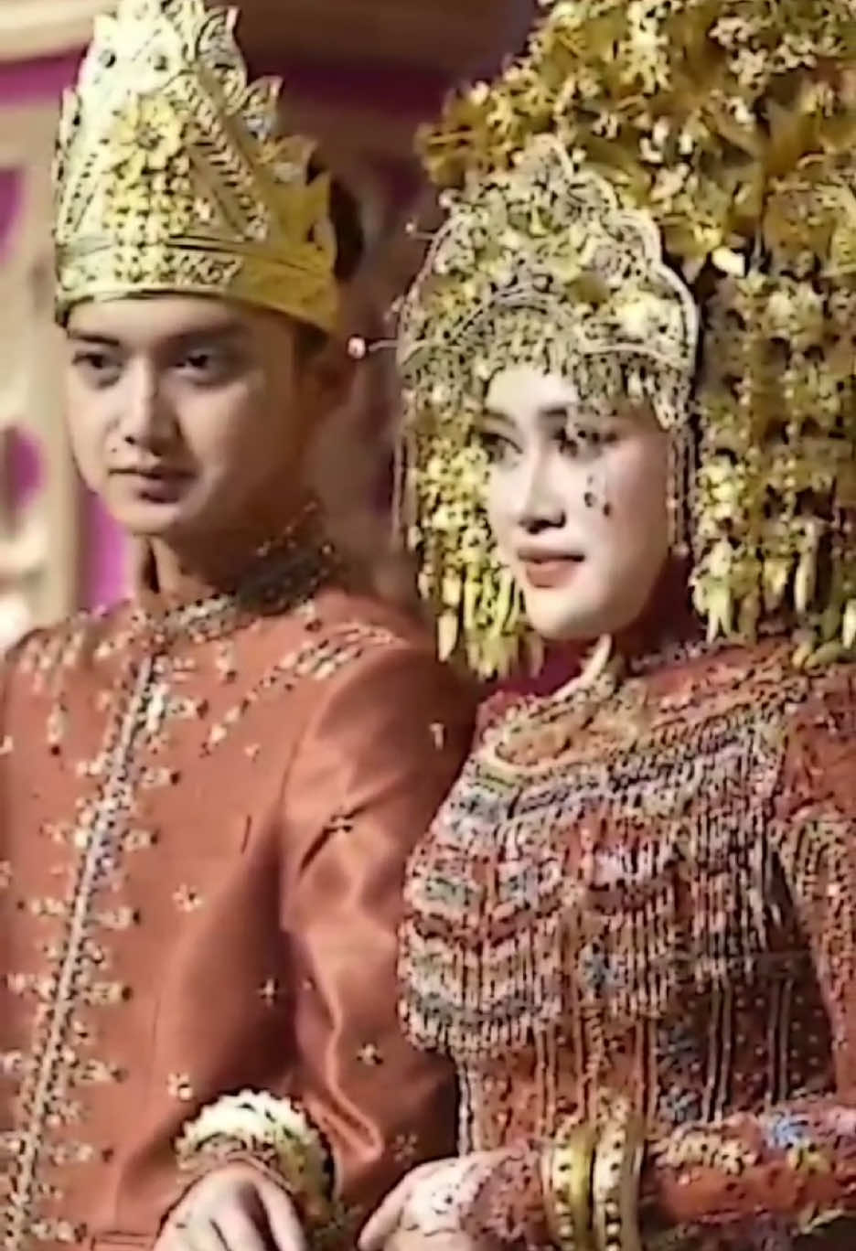 Finally kata” aca di awal mau adat palembang ,cantikkk dan gagah banget 🩷 #palembang #gusazmi #azmi #azmiaskandar #gusazmiaskandar #khansamariska 