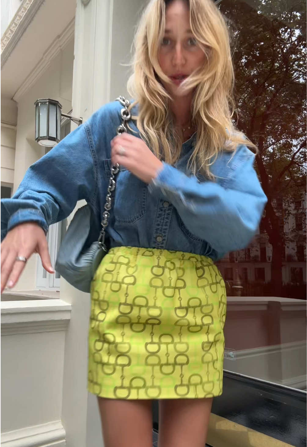 @JULIAN FASHION WORLD🛍 reverse @Gucci bubble skirt #fyp #OOTD #london #fashiontiktok 