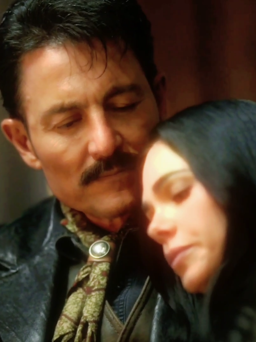 Los lenguajes del amor de Alba y Leonel ❤🥰🥰🥰 #amanecer #liviabrito #fernandocolunga #enemiestolovers #leonelyalba @Juan Osorio Ortiz @Livia Brito Pestana 