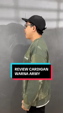 keren juga cardigan warna army gini