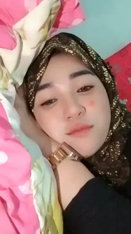 # malam ini tak dapat tidur temenin aku ya sayang🤪🤪.... 