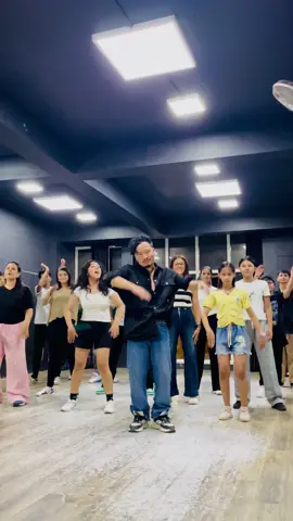 #flexibledanceschool #fyp #hindisong #bollywoodsong #koteshwor_kathmandu 
