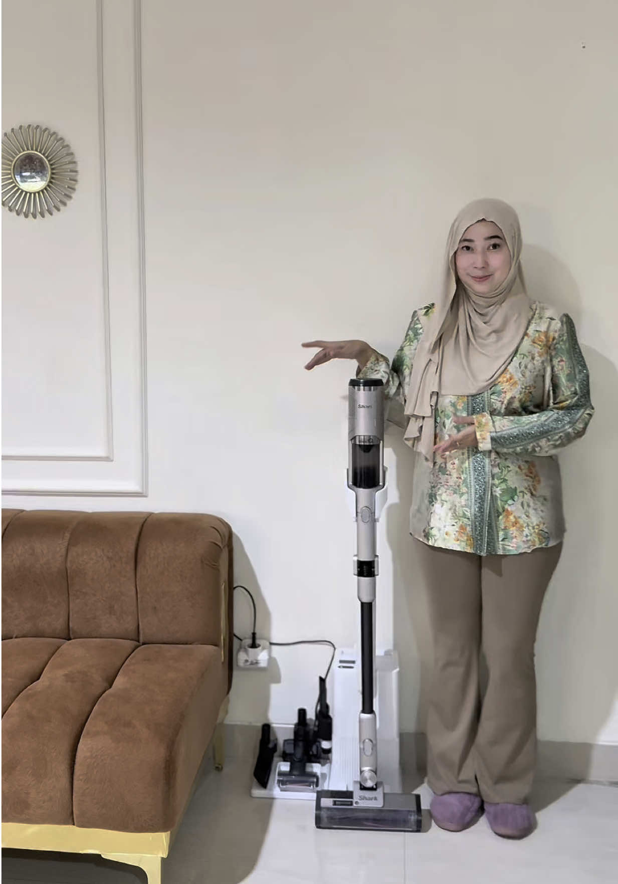 Solusi rumah bersih tanpa drama ART😍 yuk samaan pake Vacum Shark Cleansense IQ+ dirumah‼️ @Shark Ninja Store 