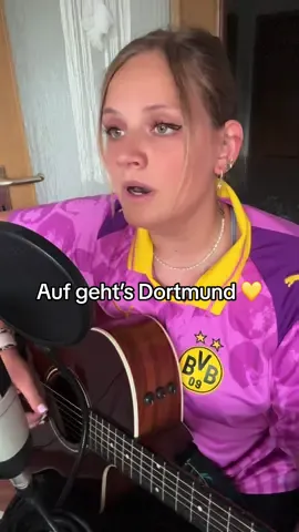 auf geht’s Dortmund + eigene Strophen am Ende 🤭🖤 #bvb #jomarie #borussiadortmund #dortmund 