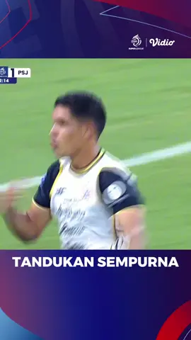 Sundulan sempurna dari Van Basty Sousa e Silva🔥