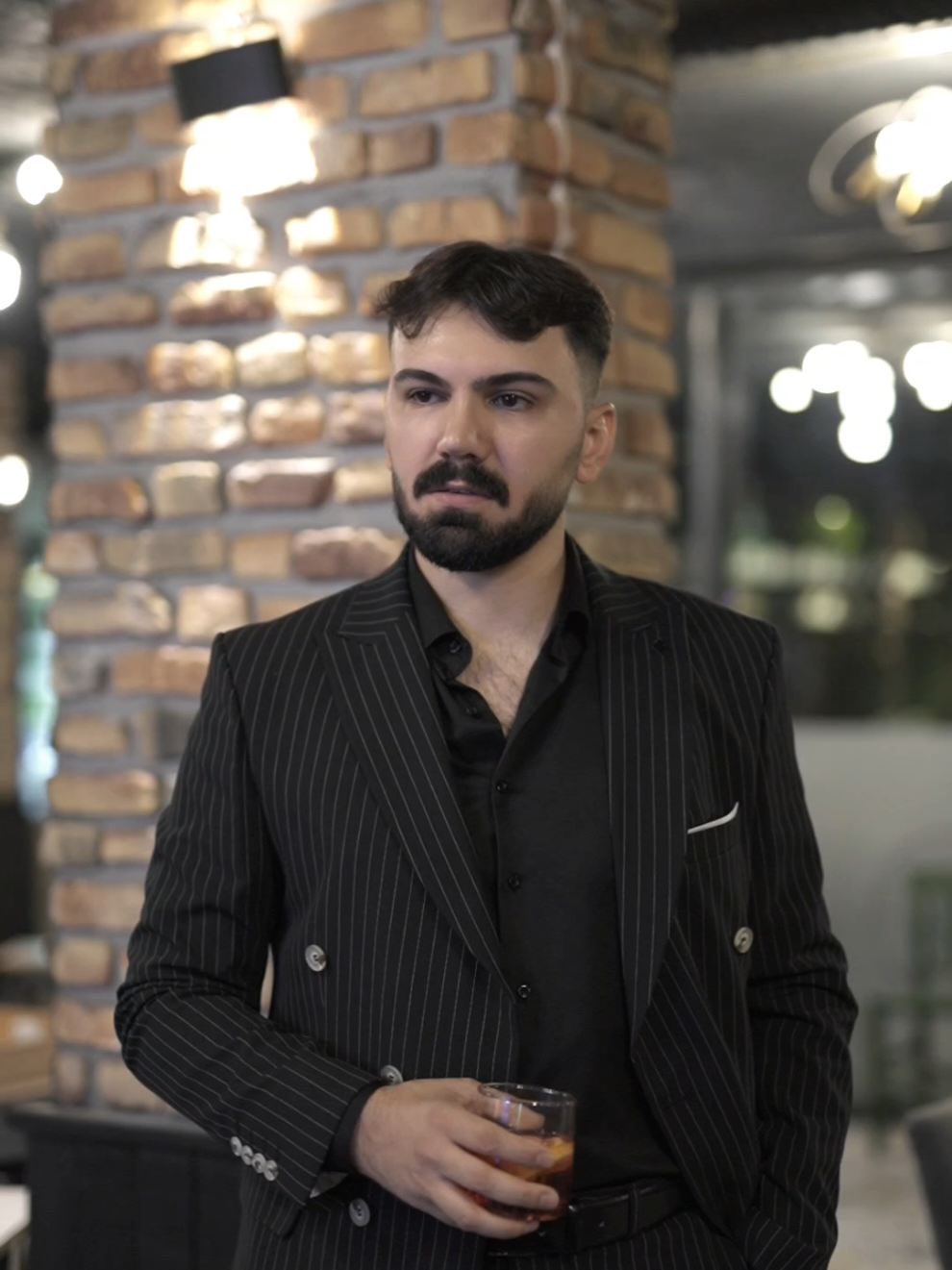 Bizim gibiler sevilmezler demişti.