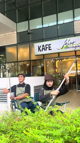 Selamat Menyambut Hari Kemerdekaan! Siapa yang datang nak tengok perarakan pada 31 Ogos nanti, boleh menyinggah ke kafe kami yang terletak bertentangan dengan bangunan MOF😋  📍Location: Jalur Beringin Café, Presint 2, Putrajaya. #jalurberingin #cafeputrajaya #merdeka #kopiputrajaya #happyindependenceday 