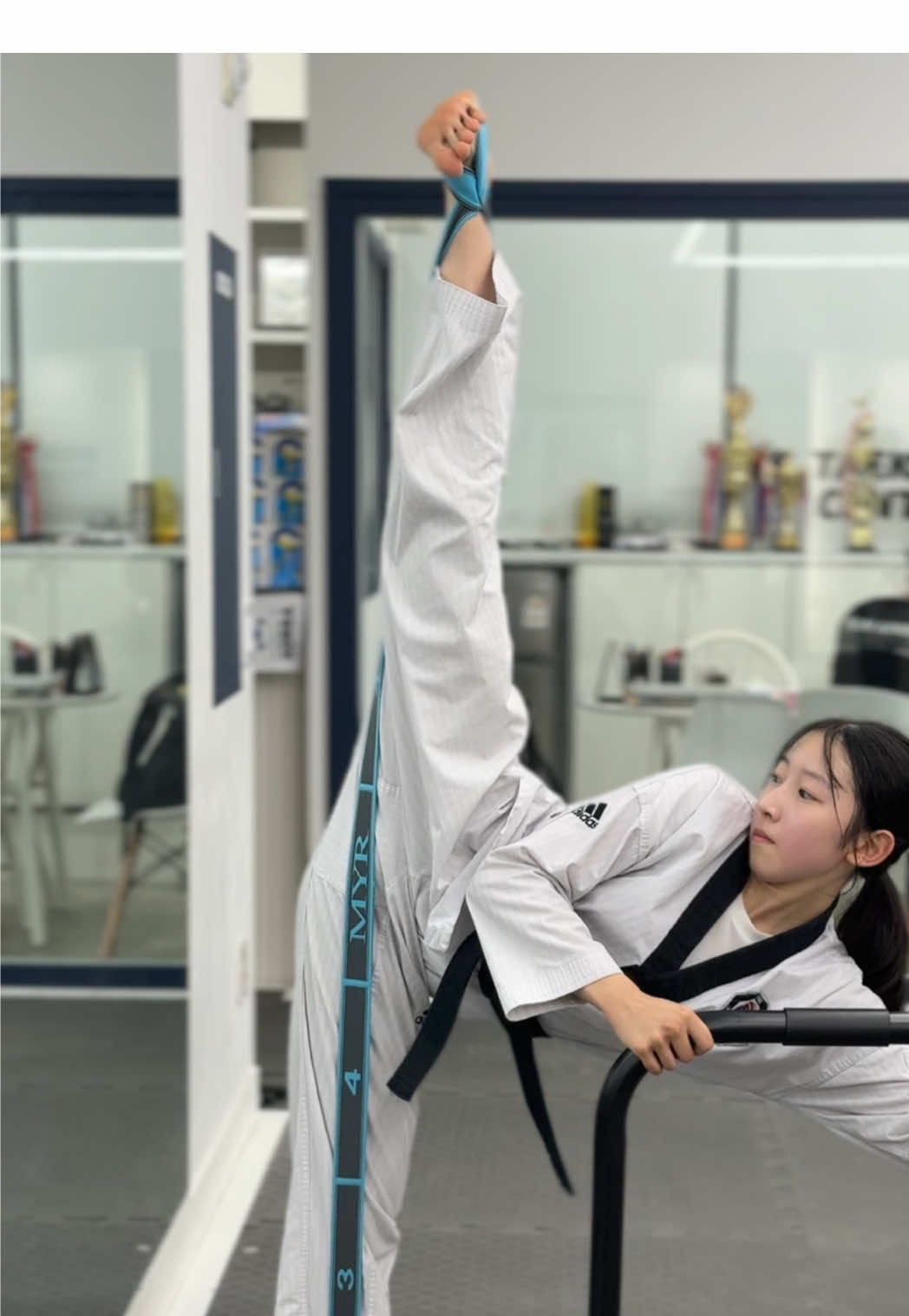 강한 옆차기를 차려면~? #태권도 #taekwondo #tstkd 