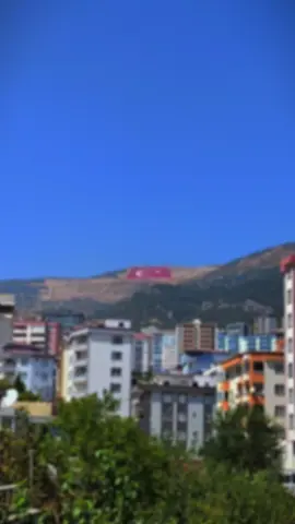 dünyanın en büyük BAYRAĞI🇹🇷🫡#kahramanmaraş #edelerşehri46 #ahirdagizirve #onikişubat #kesvettiktok 