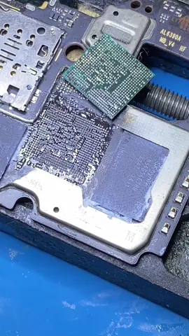 XIAOMI REPARO CPU #microsolda #reparoemplaca #reparocelular #tecnicoandroid #cpuandroid 