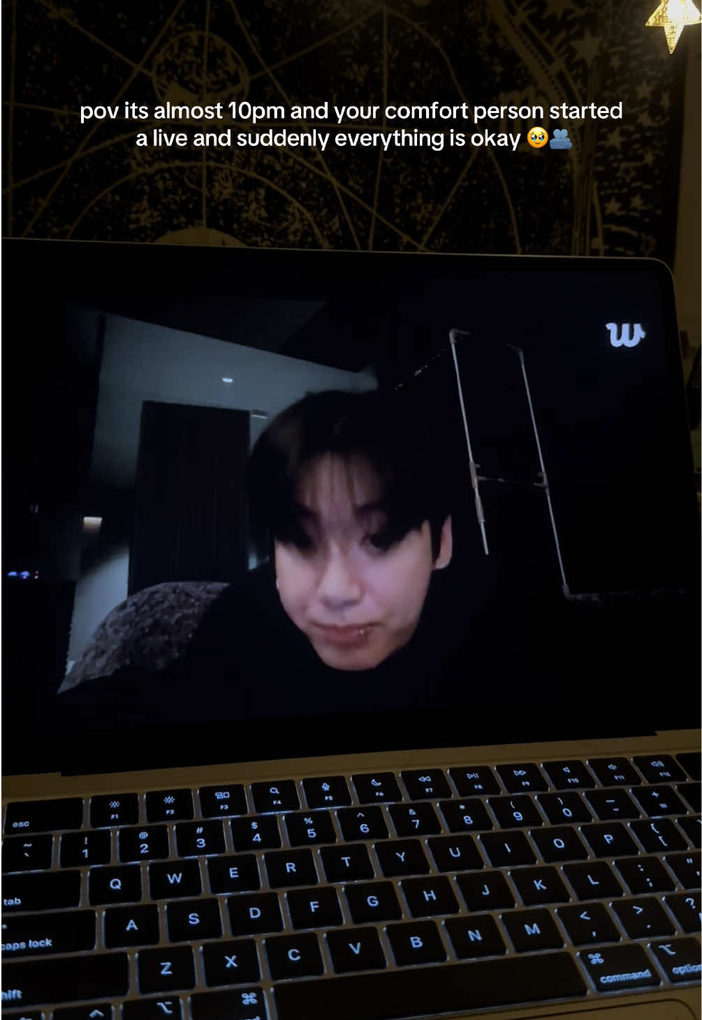 jungkook is live 🌟🥹 #fyp #jungkooklive #jklive #weverselive #jungkook 