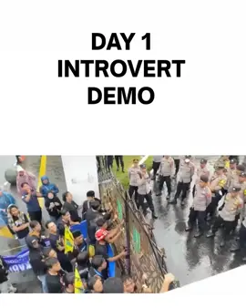 para introvert demo#masukberandafyp #demo #dpr #introvert #viral 