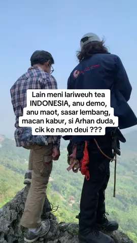 Aya lieuran 😅 #popsunda #pongdut #fypシ゚viral #vidioviral #katakatasunda #quotessunda #bajidor #bajidoran #arhan #macan #ojol #demo #dpr #acab #1312 