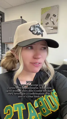 No, I love this for me actually 🥲 #hairtok #hairstylistproblems #hairstylistworstfear #hairstylisthumor #live2dyebyhaley 