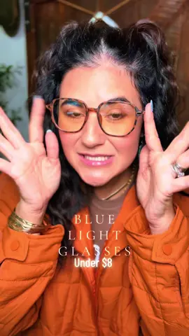 If we gunna work, let’s be cute ✨  #bluelightglasses #workfromhome #wfh 