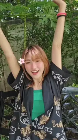 วันนี้และทุกวันนขอบคุณทุกคนมากเลยนะคะะ🥹💐 คือไม่ใช่แค่ปิดแกลให้หนูอ่าา แต่คือช่วยตรวจสอบให้ด้วยว่ายังไม่ครบ (วงเล็บ ในขณะที่เจ้าตัว คิดว่าแกเสร็จชั้นแย้ววเจ้าแกล5555555😵‍💫 ) จนเกิดเหตุการณ์คอมโบ้เซ็ทดีเจแมวให้หนูรัวๆเยยย ฮรี่ๆ ขอบคุณมากๆเลยนะคะ 😚💕 ปล .อยากบอกว่าดีใจมากที่ได้เห็นปลาวาฬและกาแล็กซี่ ดีใจจนปากแห้งทุกรอบ555555 ไม่ว่าจะครั้งแรกหรือครั้งที่2หรือจะอีกกี่ครั้ง โม้ฉ่ำไม่แผ่วตลอดไป ขอบคุณมั้กๆเยยฮั๊บ! ฮรี่~ 😚💗🌤🍃 #จิ๊กกะปอยกะไลฟ์ #tiktoklivethailand #wlw #สดใส #ผู้หญิงผมสั้น 