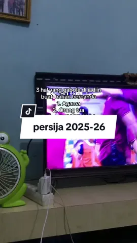 izinn ikutannn mangg🥶😝#persijajakarta #macankemayoran #sepakbola #fypシ゚viral #lewatberanda 
