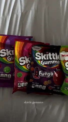#skittlegummies #candy 