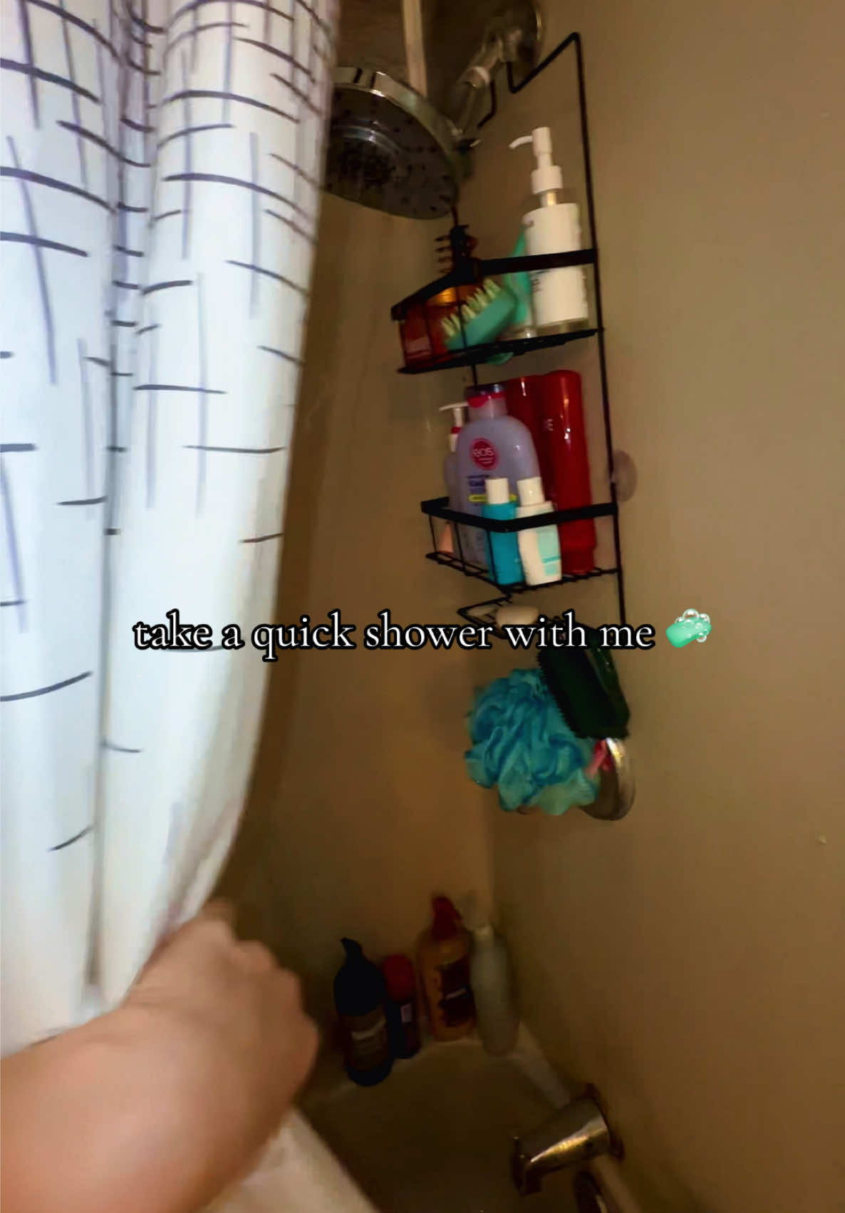 quick & simple shower routine😉🧼 #foryoupage #6monthspregnant #showerwithme #showerroutine #dayinmylife 