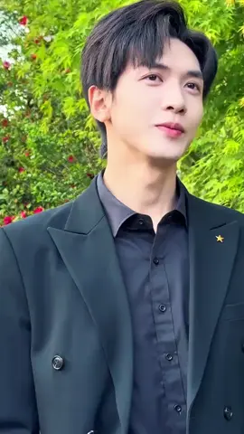 ❤️❤️❤️❤️❤️🥰🥰🥰🥰🥰 #hujiahao #semuaorang #aktorchina🇨🇳 #fypage 