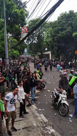 stay safe buat kita smua , apalagi yang masuk zona merah mako brimob Kwitang  #1080p60fps #ripdemocracyindonesia #FHD #xybca #trending