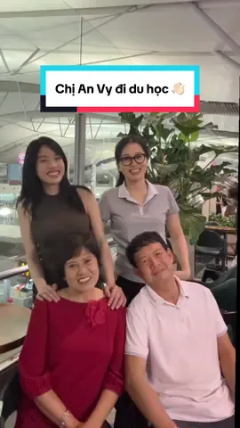 cả nhà ra sân bay tạm biệt @An Vy Bùi đi Anh 🫶🏻 1 năm mạnh giỏiiii nhen #oxford gơn 🤣🤣
