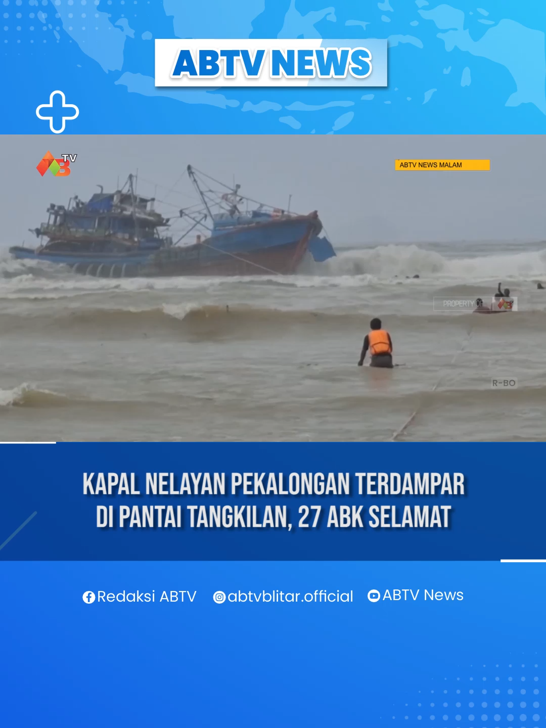 Sebuah kapal nelayan asal Pekalongan, Jawa Tengah terdampar di Pantai Tangkilan, Tulungagung pada Jum’at (29/8) pagi. Seluruh Anak Buah Kapal (ABK) berhasil dievakuasi oleh Tim Sar Gabungan bersama warga namun kapal ditemukan dalam kondisi rusak parah dan kini masih dilakukan perbaikan. #fyp #fypage #fyppppppppppppppppppppppp #beritatiktok #tiktoknews #beritaterkini #tulungagung24jam #infotulungagung #kabartulungagung #beritatulungagung #tulungagungterkini #kapalterdampar #pantaitangkilan #sartrenggalek