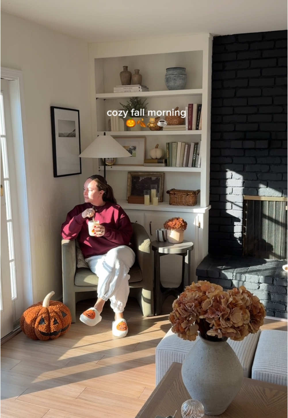 Good morning loves☕️🎃#fallseason #iamanautumn #fallaesthetic #fallgirl #g #cozyfall #autumnaesthetic #autumnvibes #falliscoming #pumpkinseason #gilmoregirls #gilmoregirlsaesthetic #cozyseason #codeorange #octobermood #cozyautumn #cozyaesthetic #fall2025 #fallmood #halloweenseason