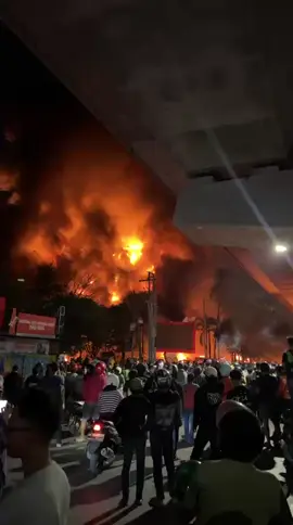 turut berduka cita untuk Gedung dpr area makassar 😢😢 #demo #29agustus2025💪 