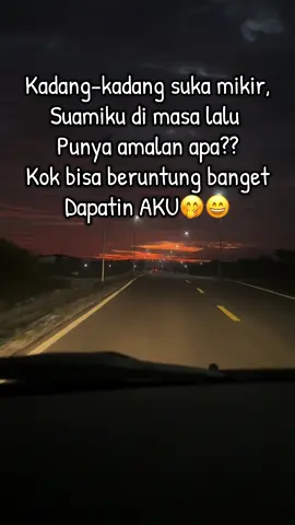 Aku, sebagai istri yang lebih beruntung memilikinya🫶🏻✌️