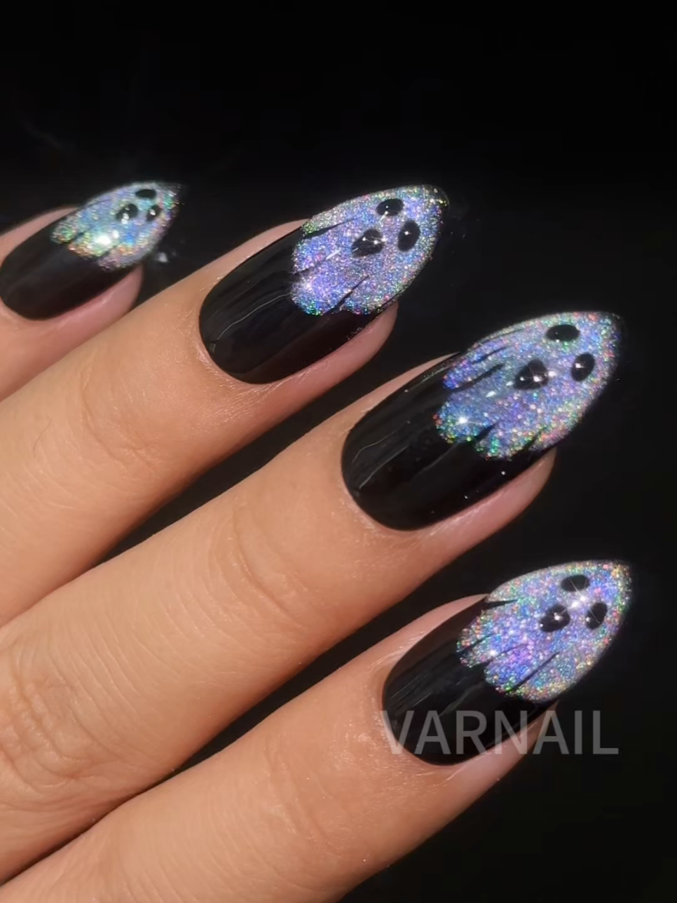 👻Get Ready for Halloween ? #nailart #cateyegel #varnail #nailtech #nailinspo 