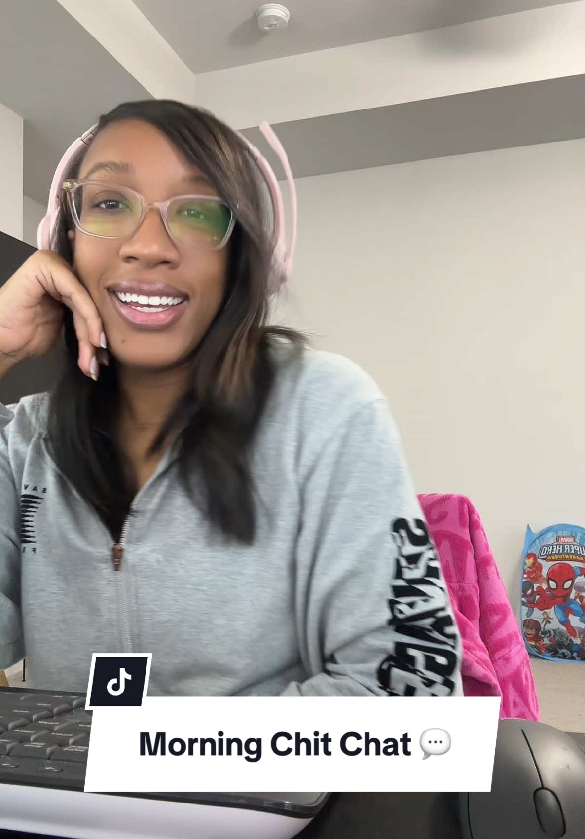 We finally made it to Fridayyyyy! I’m so ready for this 3 day weekend 🙌🏽 I’m feeling better! My old man birthday was yesterday 🥳 my Virgo twin ♍️🫶🏽 #wfhmama #wfh #chitchat #morningchitchat #morningchat 