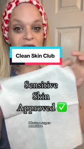 Ever wonder why your skin keeps breaking out even with the best products? 👀 It might be your towel. These Clean Skin Club towels are 100% hygienic, gentle, and perfect for sensitive, acne-prone skin. 🧖‍♀️✨ #SensitiveSkinApproved #cleanskinclub #skincaretips #skincarehacks #acneproneskin #sensitiveskin #skincareroutine #skincarefinds #skincareproducts#CapCut @Clean Skin Club 