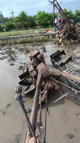 kancane ora dipiker blas@mas_gundol.105 #ponorogo24jam #teamngiwomarung #petanimuda #sawah #tractor 