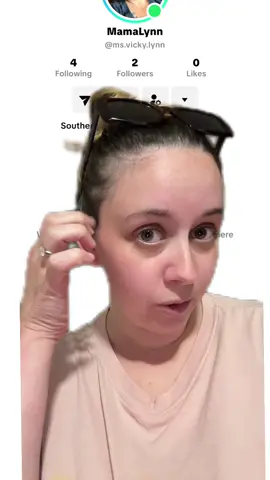 #greenscreen @MamaLynn show her some love 🥰🥰🥰 #fy #fyp #follow #MomsofTikTok 