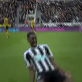 Alexander Isak you ARE Liverpool red. 🇸🇪🔴 #liverpool #isak #newcastle #lfc 