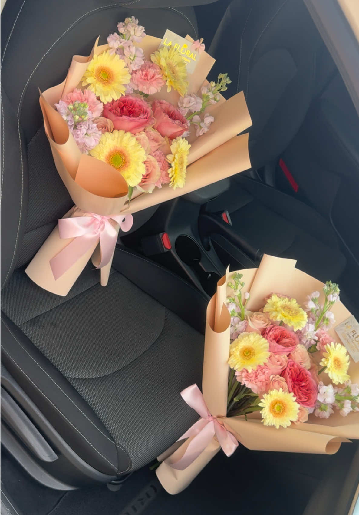 Two mixed bouquets 🌟💐🩷🌼 #fyp #paratiiiiiiiiiiiiiiiiiiiiiiiiiiiiiii #_lafloral_ #lafloral